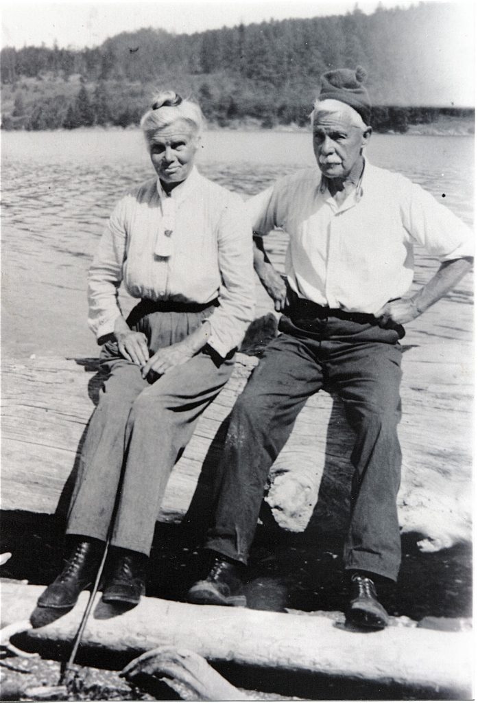 Mary & Gus Aldridge